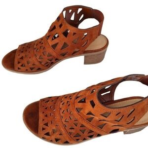 American Eagle Brown Suede Laser Cut Slingback Block Heel Sandals Size 6.5